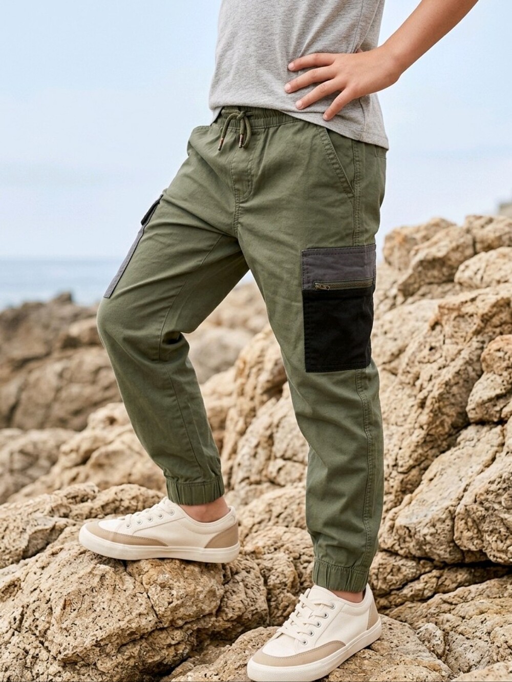 Levi Strauss Boys Cargo Jogger Pull On Pants Olive Green Outdoor Activewear UPF